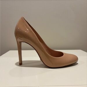 SCHUTZ Nude Patent Heels, size 39/US 8